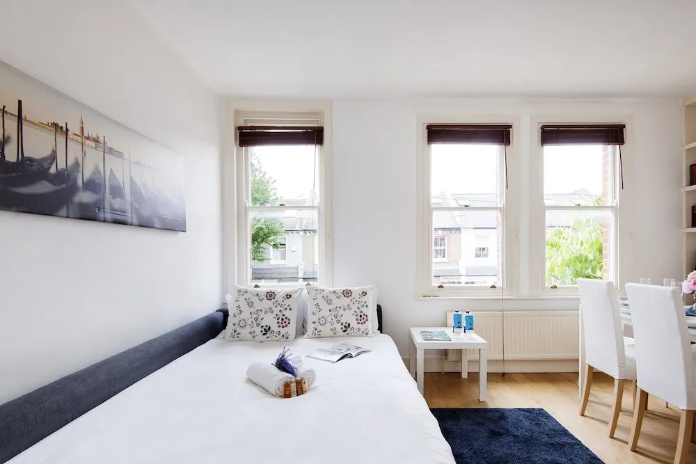 The Homey West Kensington Apartment - KDY