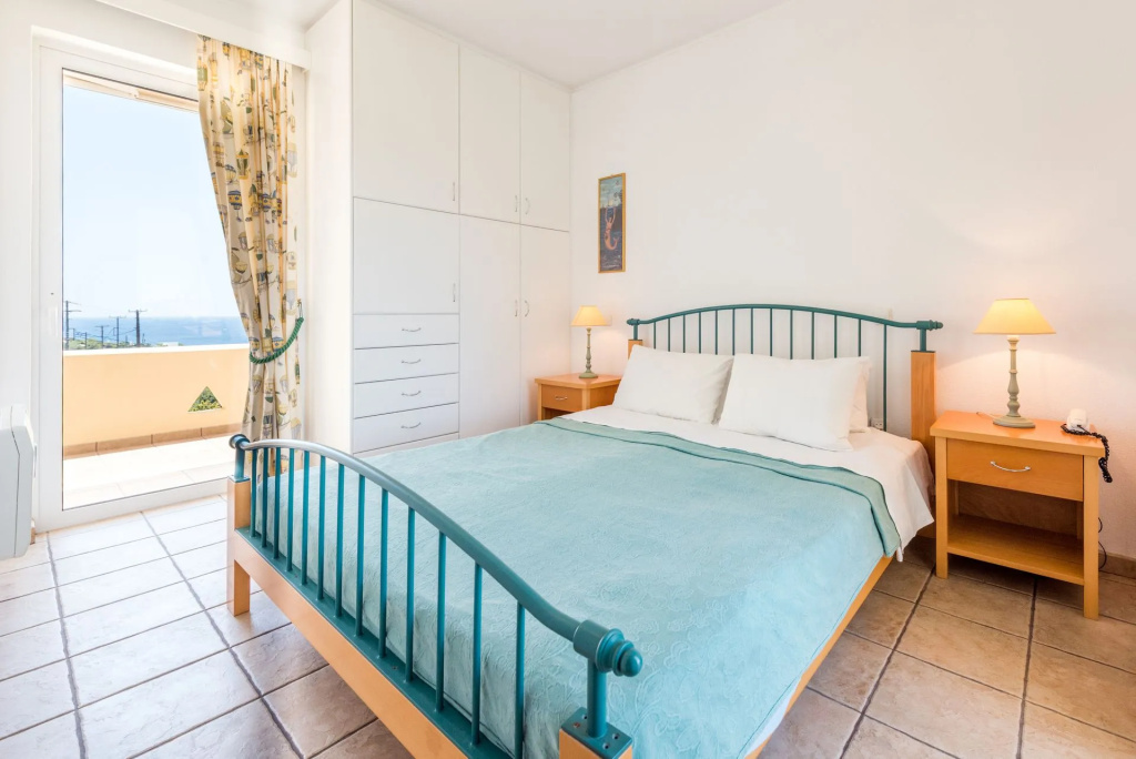 Villas in Sounio