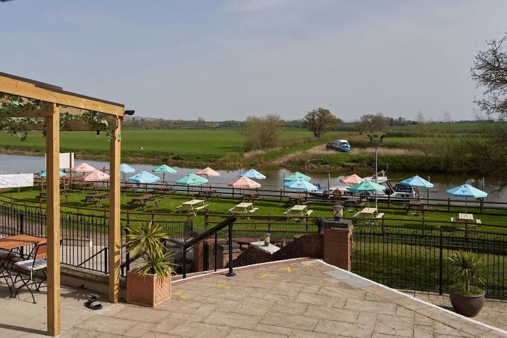 The Fleet Inn