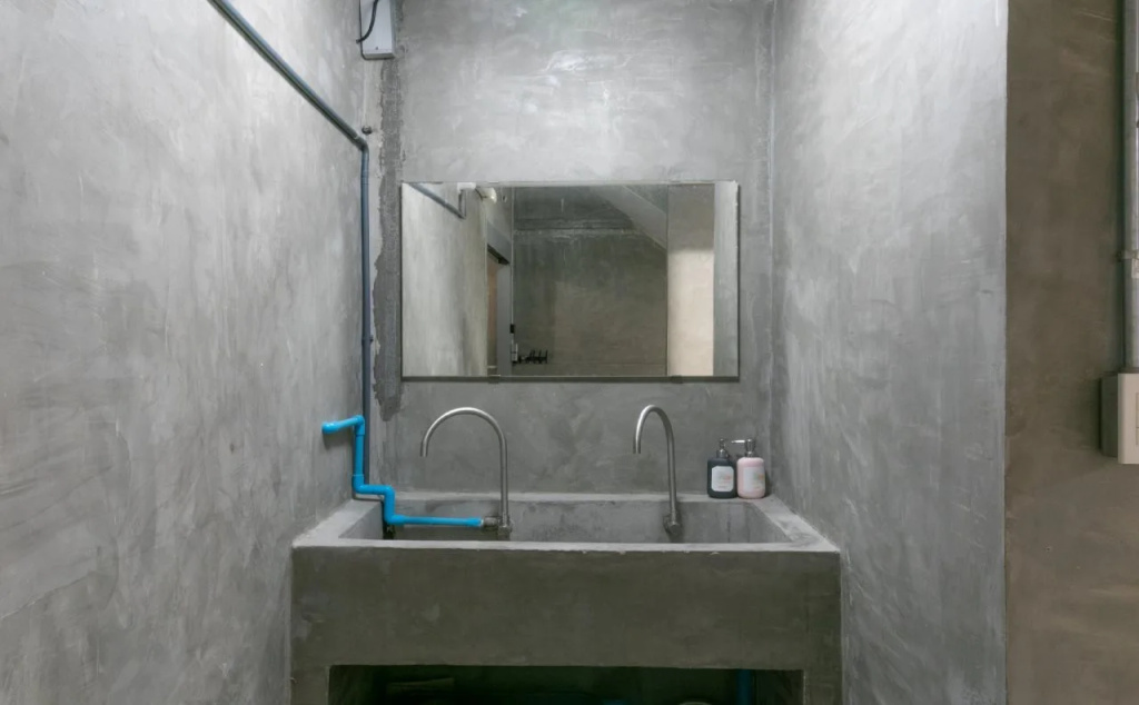 Urbanite Hostel
