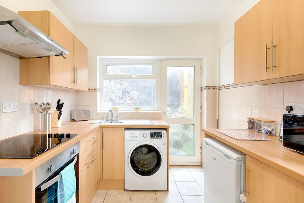 Perfect Swansea Base for Families & Friends