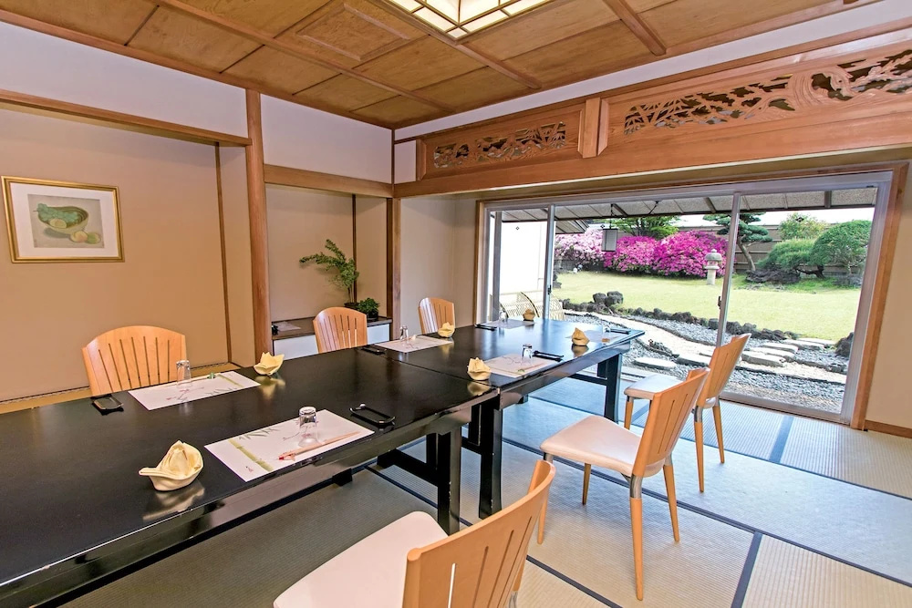 Mishima Plaza Hotel
