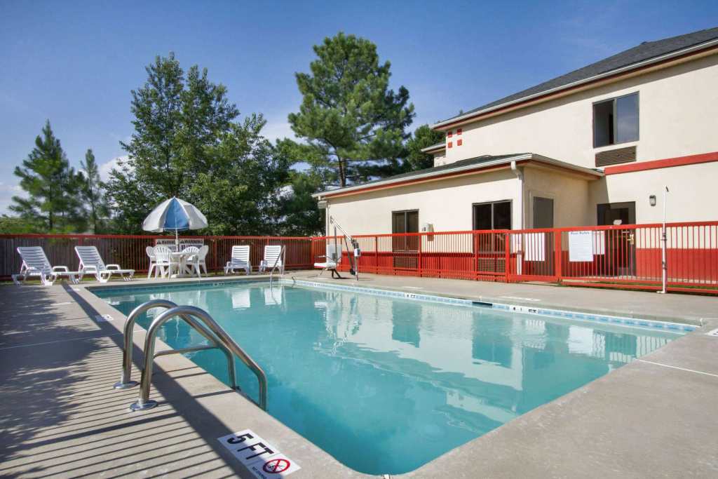 Days Inn by Wyndham Mauldin/Greenville