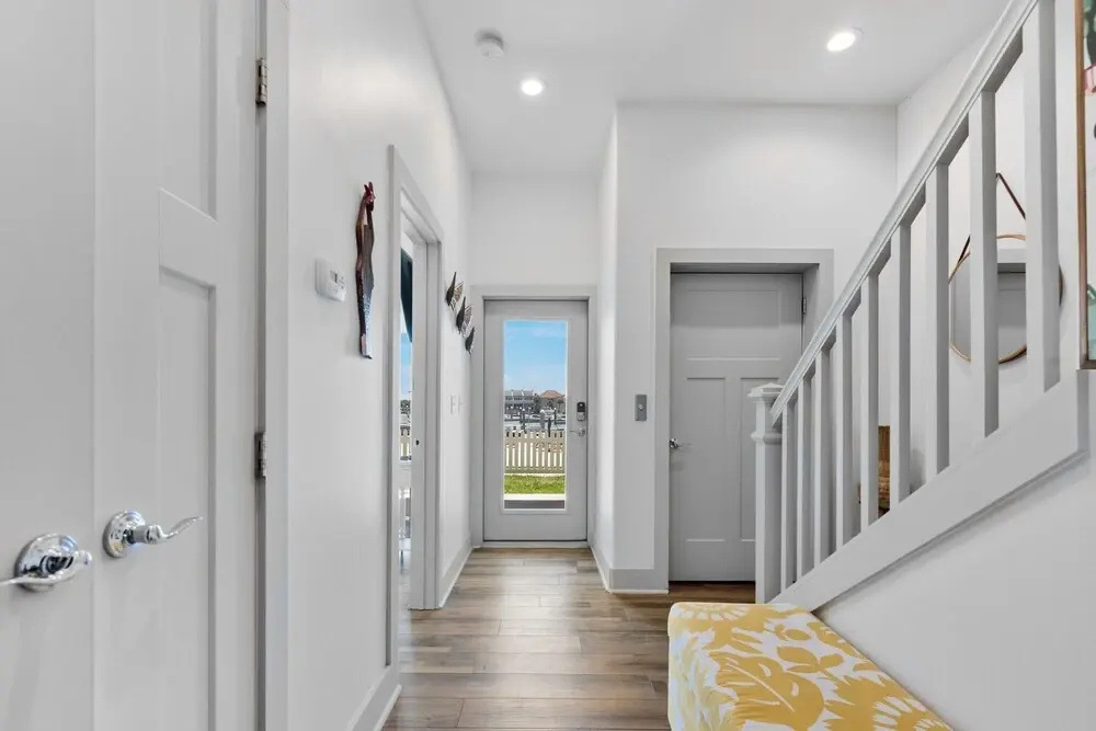 Casa De Playa Del Rey Imc4 3 Bedroom Condo by Redawning