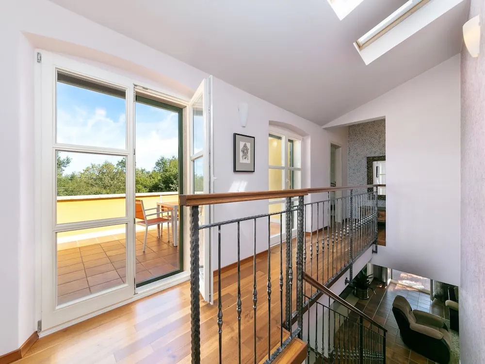 Comfortable Villa Next To a Forest with Private Pool, Porec And Beach at 10 Km