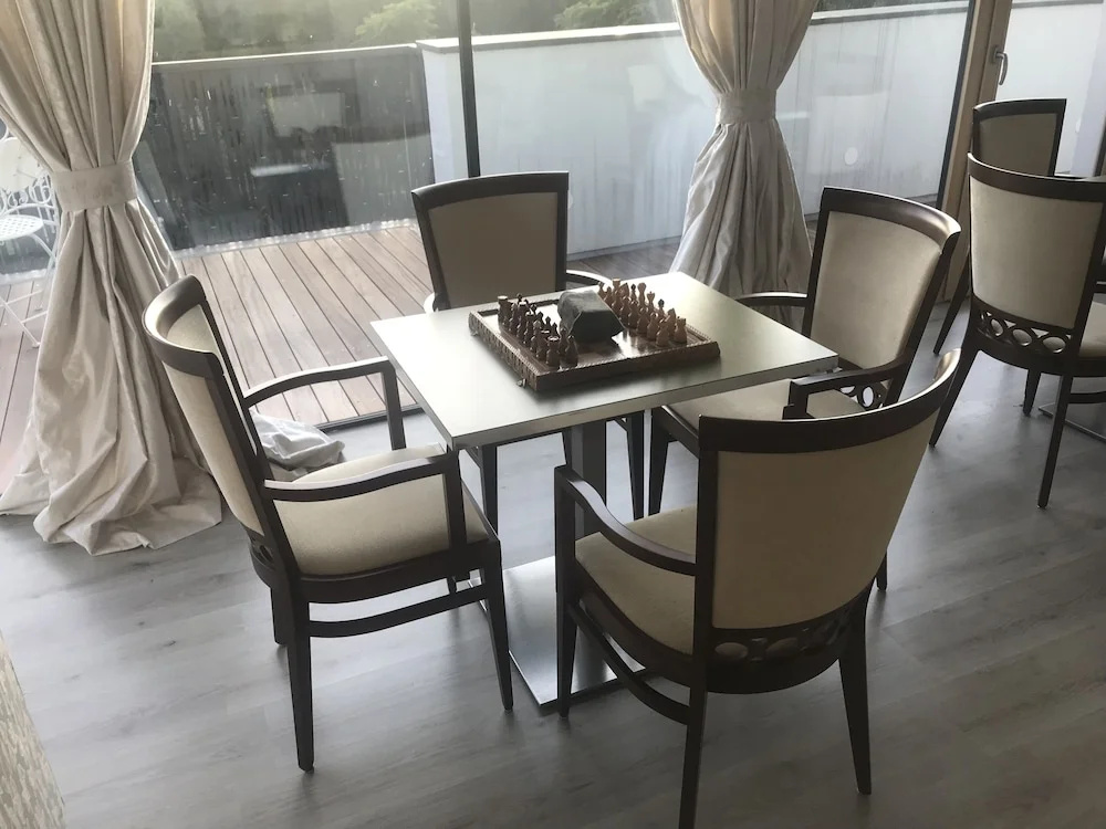 Deluxe TIVOLI Suites