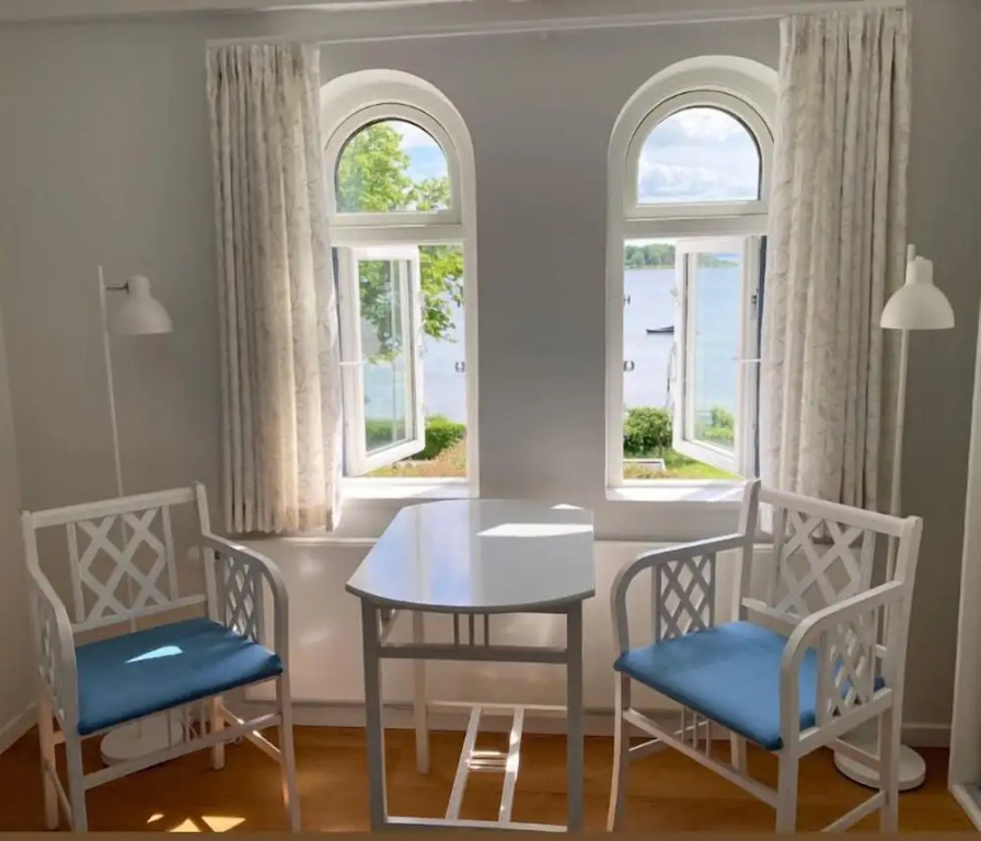 Troense Bed and Breakfast by the sea