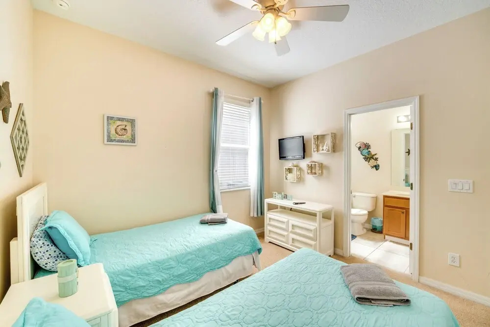 10 Mi to Disney: Home w/ Game Room & Lanai!