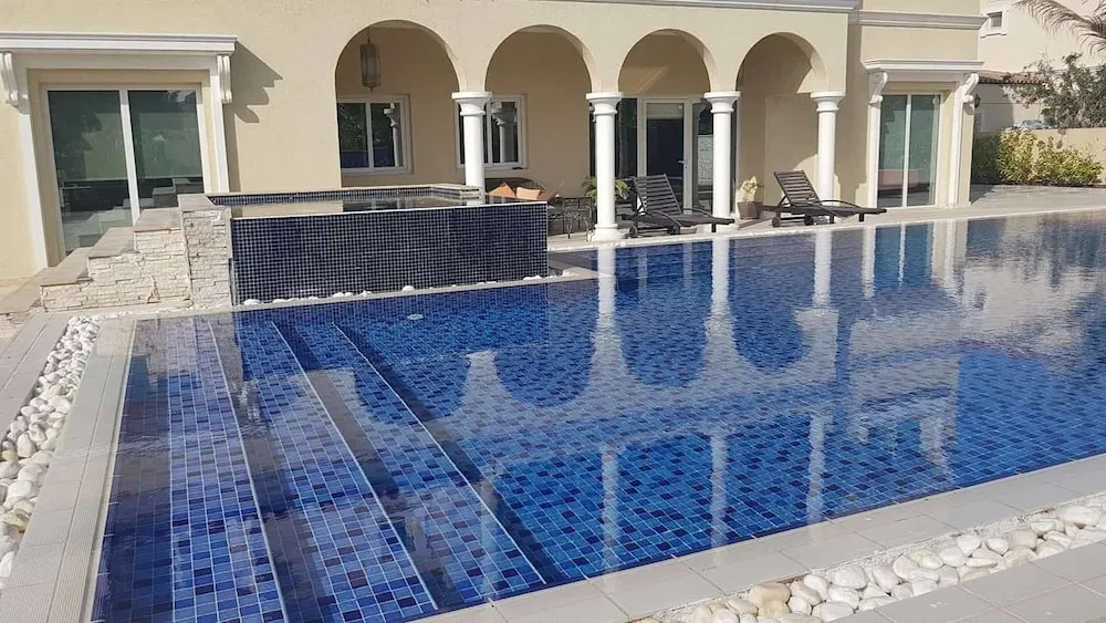 Luxury 750m2 resort - The Blue Villa