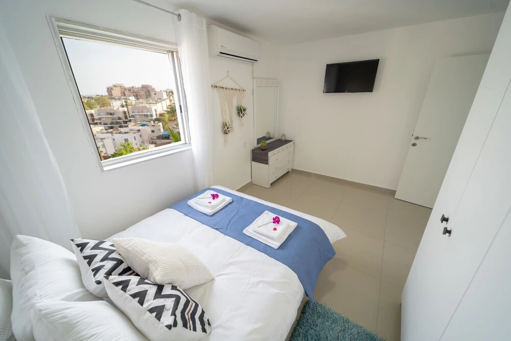 YalaRent SeaView 3BR APT - Families only