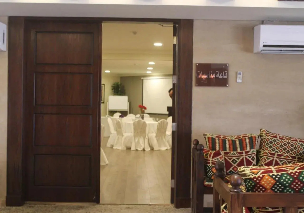 Triple Tree Hotel 2