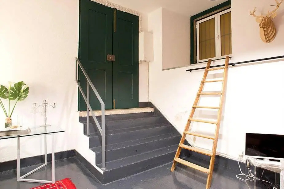 Renewed Apartment in Alfama (near the Cathedral)