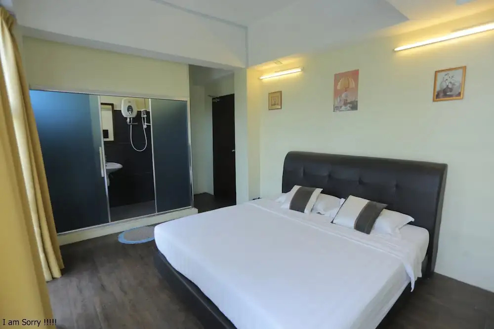JAM Hotel Kota Warisan Near ERL Salak Tinggi Sepang