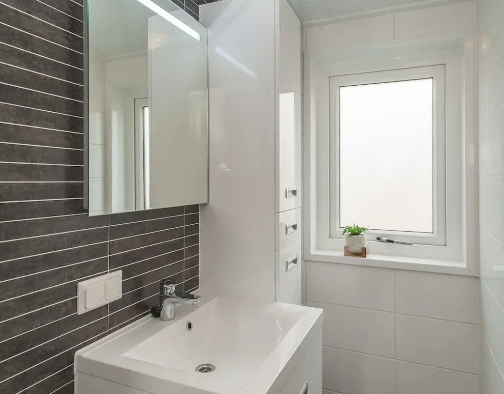 Chalet in Noordwijk Near North Sea Beach