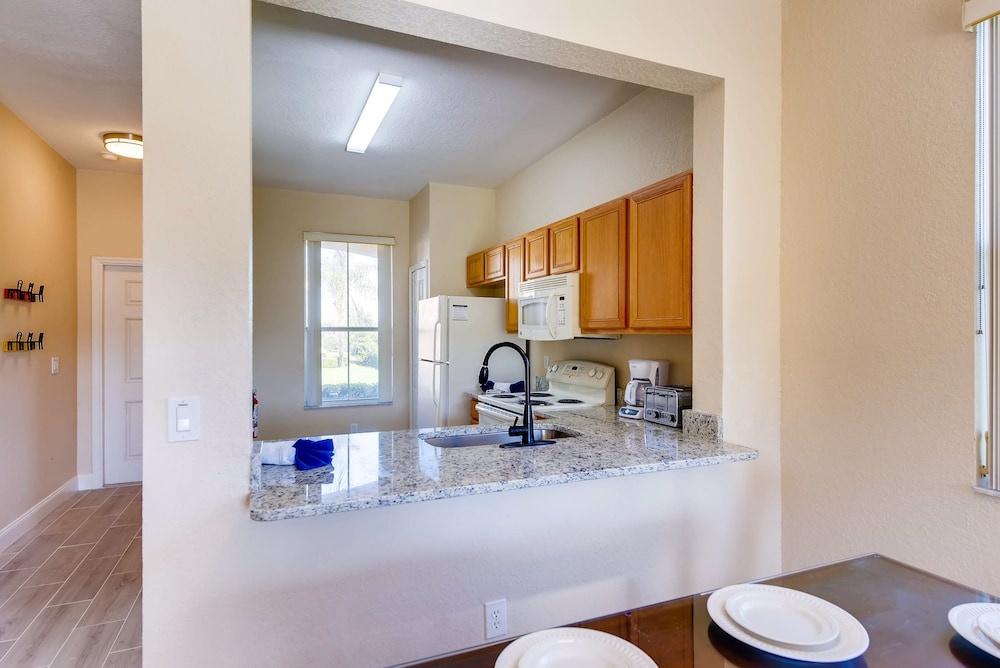 4BR Regal Palms Townhome by FS FL VH-154