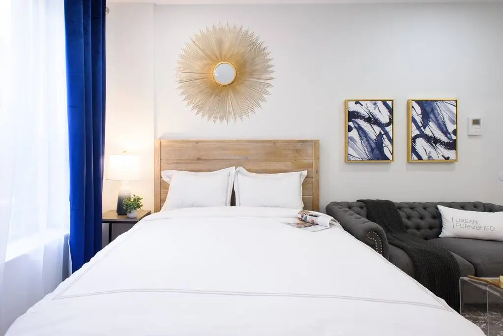 240-12 Brand New Studio Prime Location W D