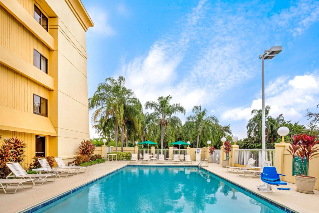 La Quinta by Wyndham Miami Airport East