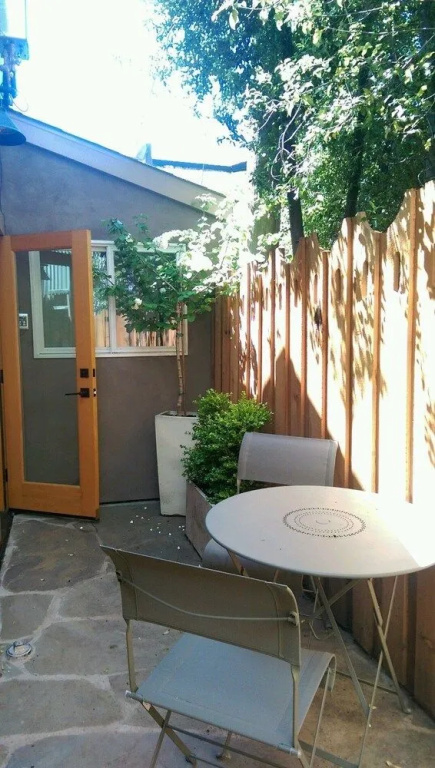 Rockhouse Suites
