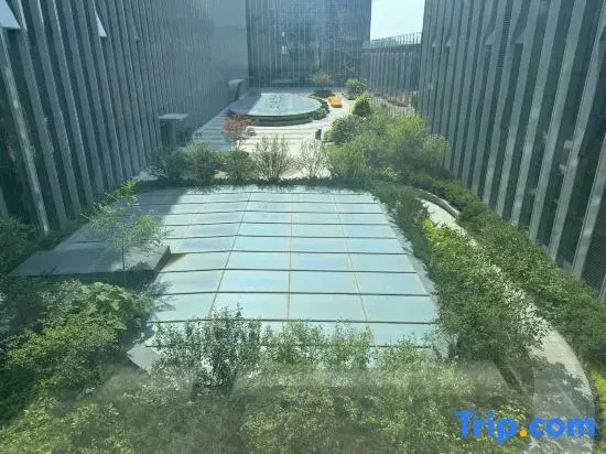 Xiruidu Hotel (Beijing Huiqin Shopping Center Songjiazhuang Subway Station)