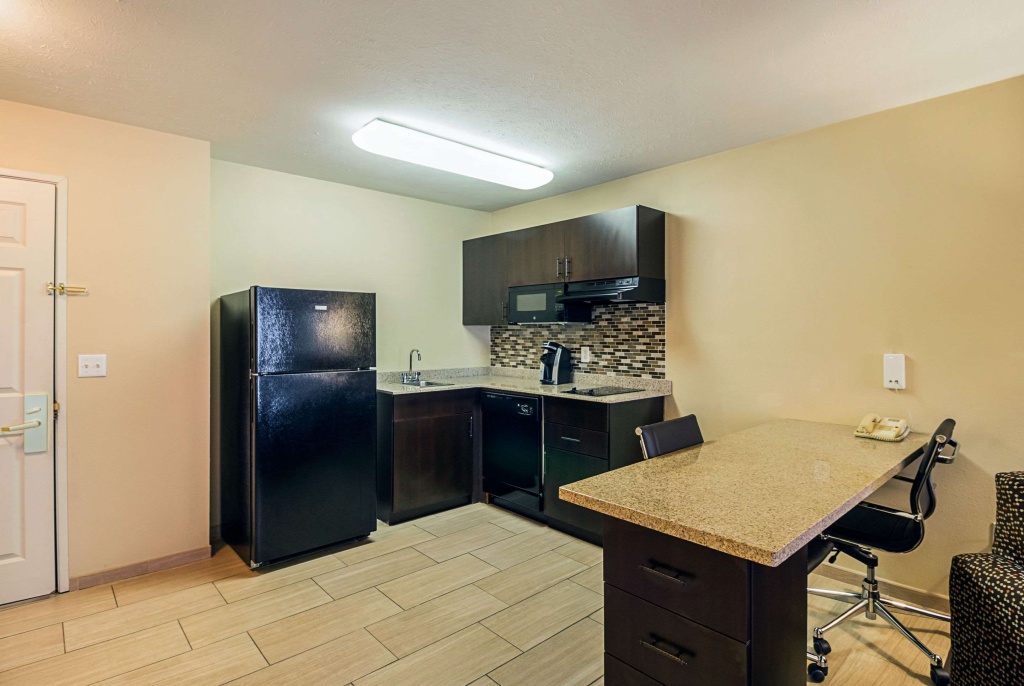 MainStay Suites Fargo - I-94 Medical Center