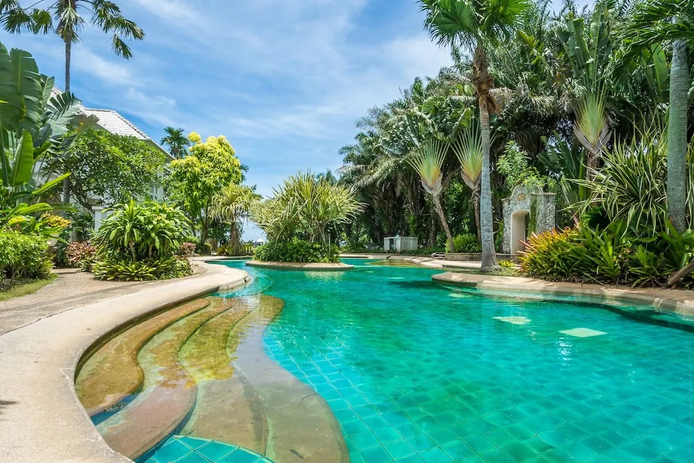 Exclusive Beachfront Villa