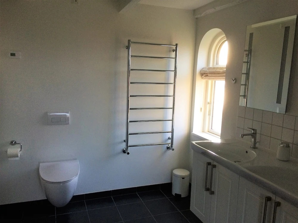 Troense Bed and Breakfast by the sea
