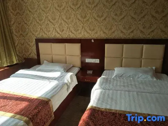 Huangqi Amulun Business Hotel