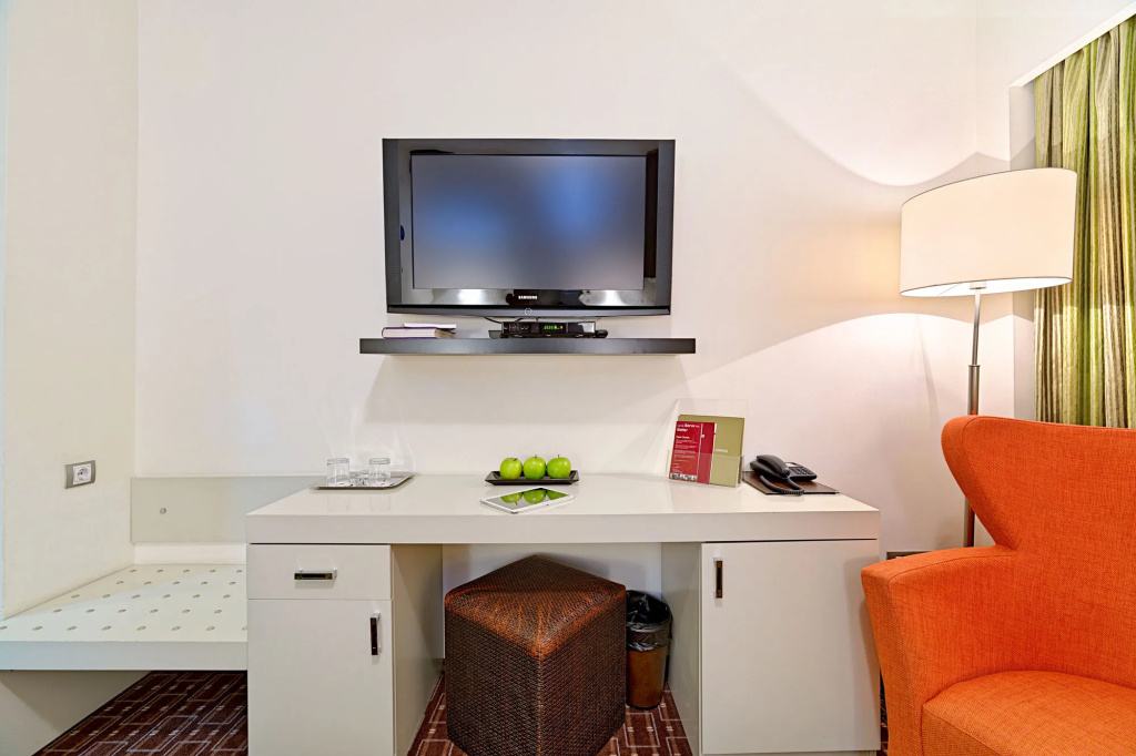 Hotel Cubix
