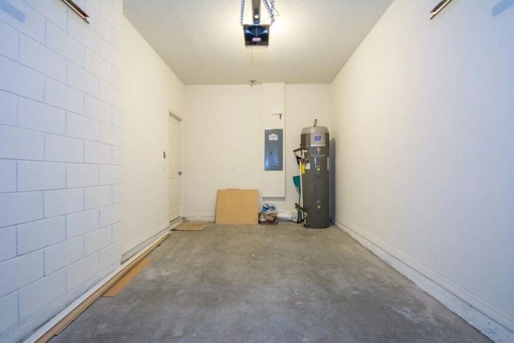 Townhome 10 Min To Disney With Hot Tub! 4 Bedroom Townhouse