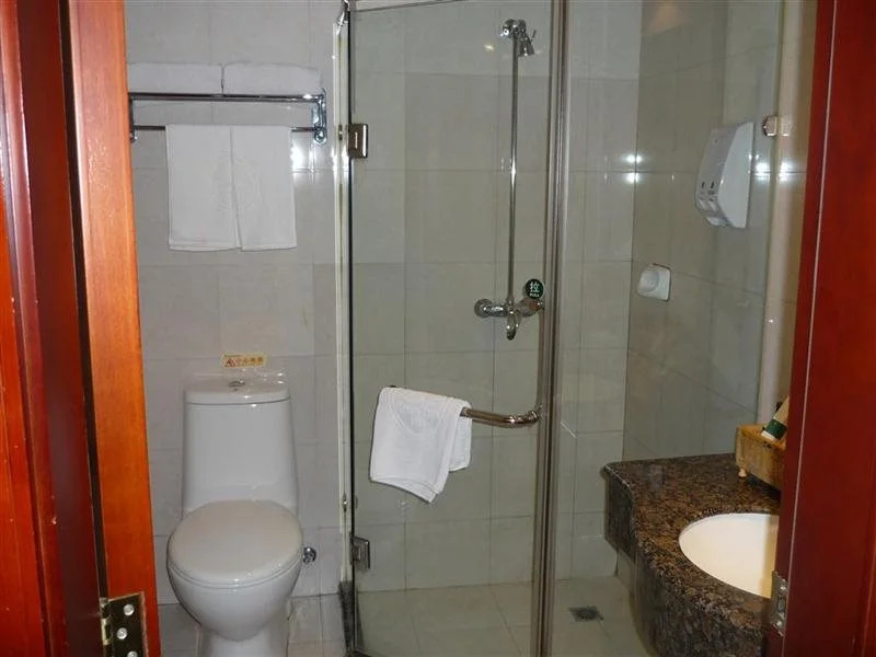 GreenTree Inn Shanghai Changyang Road Business Hotel