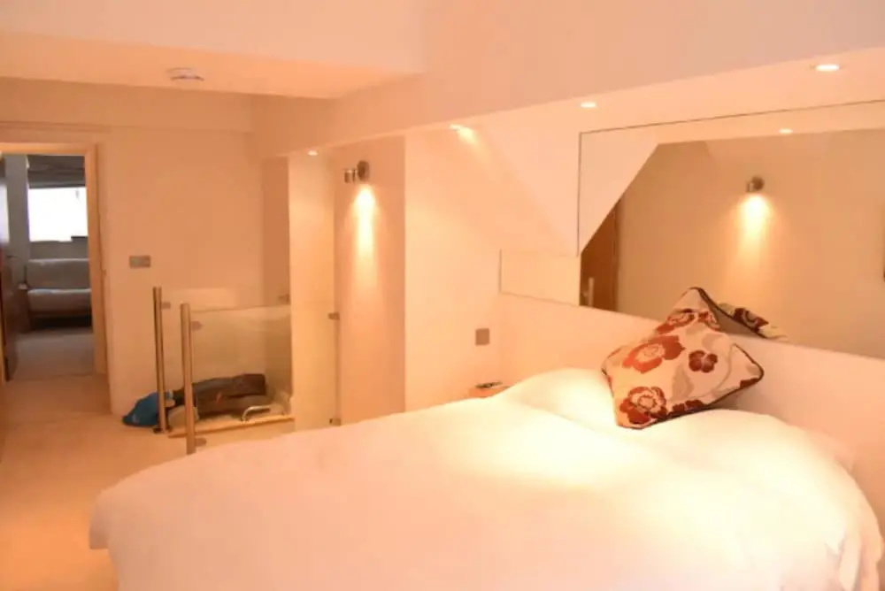 Spacious 2 Bedroom Apartment Near Notting Hill Gate