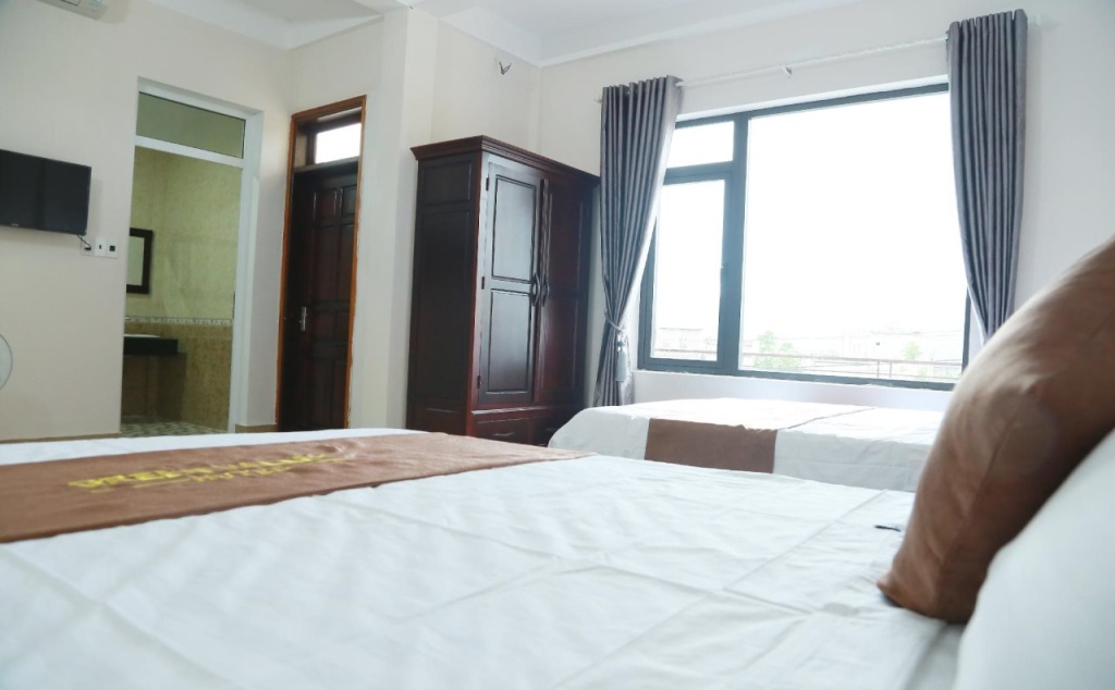Green Valley Hotel