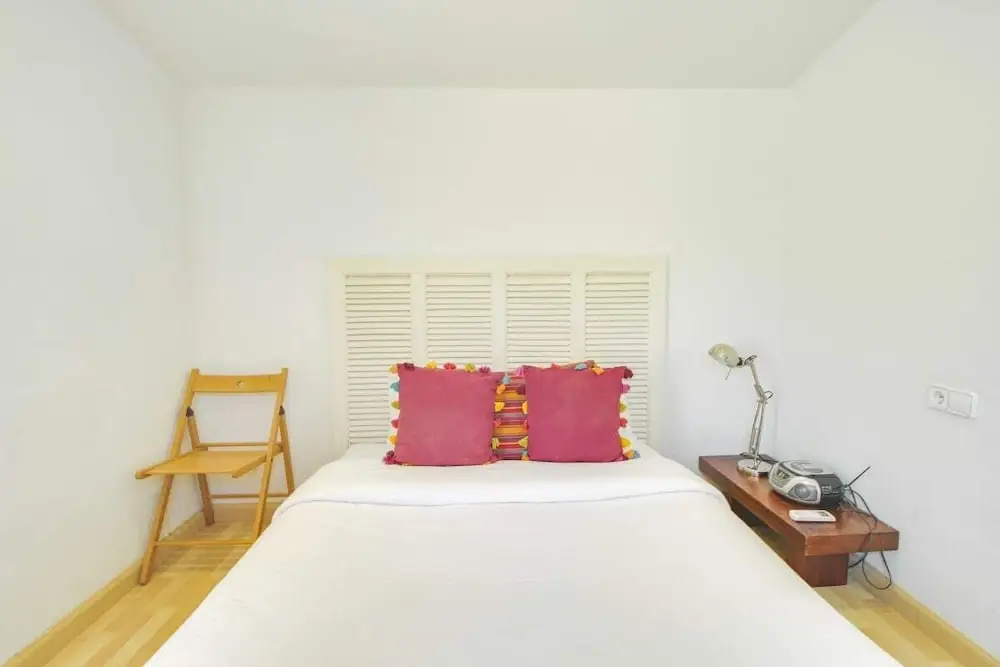 Fabulous 2 Bed with terrace close to Plaza España