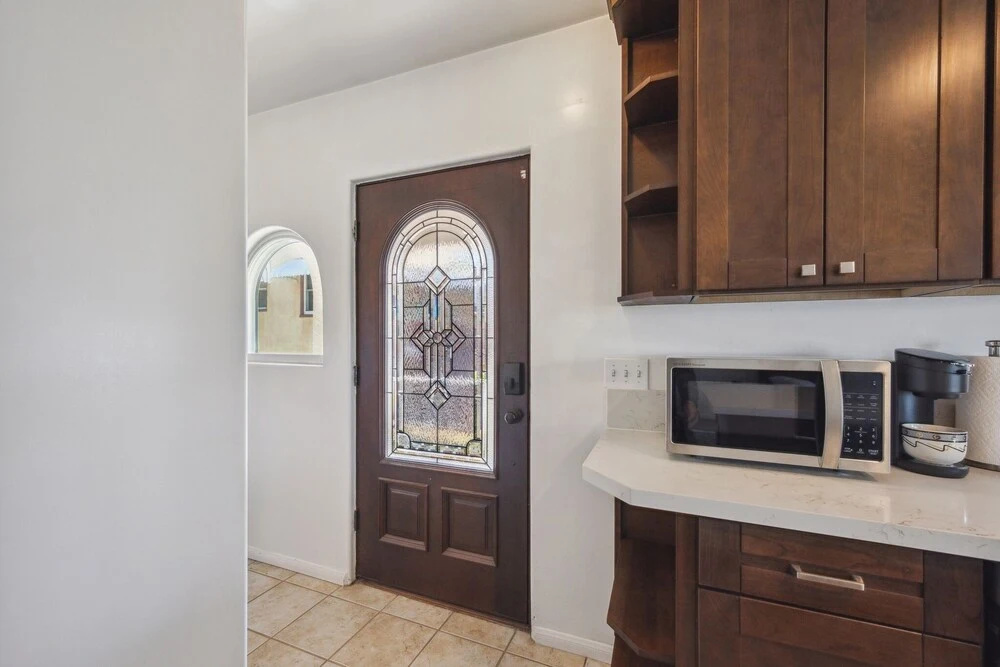Charming Retreat On West Quince Street 2 Bedroom Condo by RedAwning