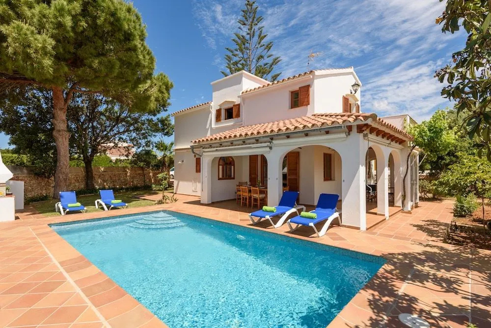 Villa Elena by Mauter Villas