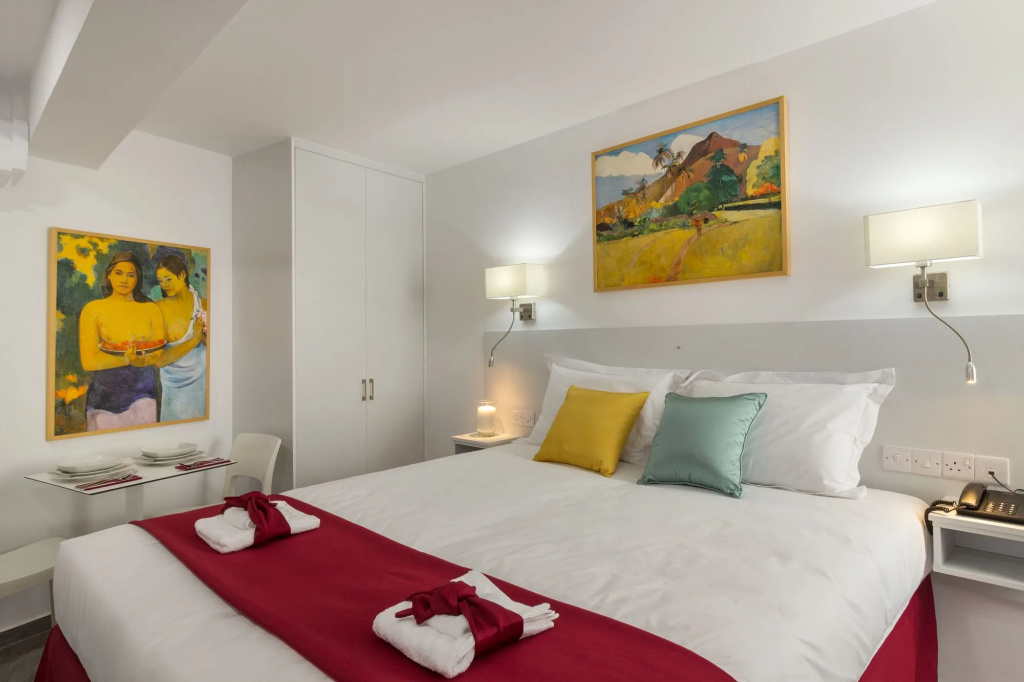 Art & Wine Boutique Hotel