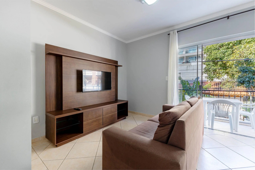 Excelente Apartamento 190m da Praia de bombinhas - 2 dorms 5 pessoas