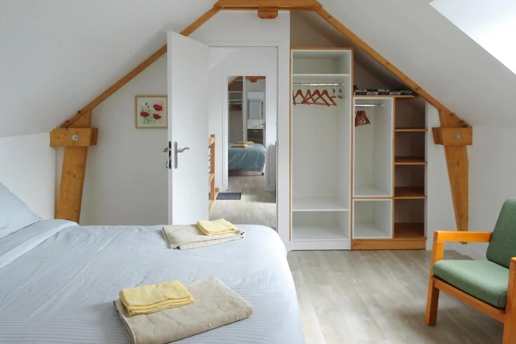 Semi-detached House, St. Meloir-des-ondes
