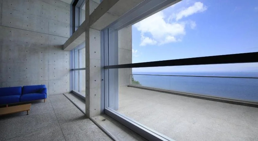 TOTO Seawind Awaji