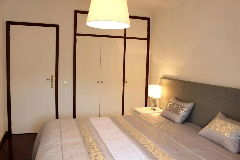 Apartment With one Bedroom in Porto, With Furnished Terrace and Wifi -