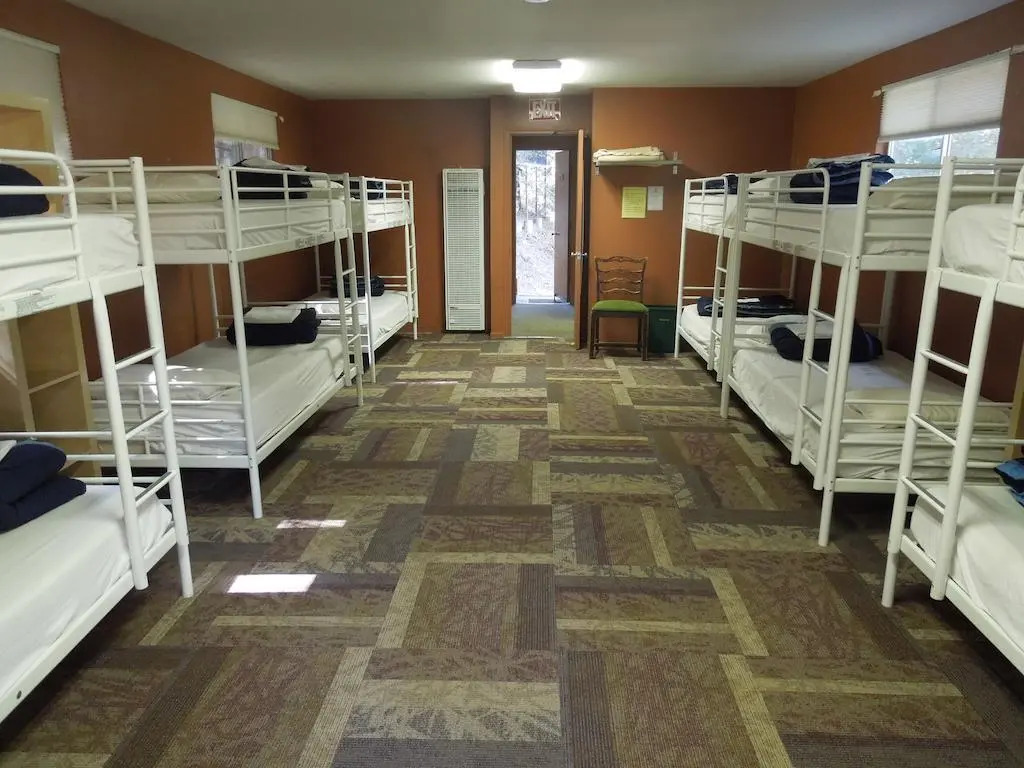 Yosemite Bug Rustic Mountain Resort