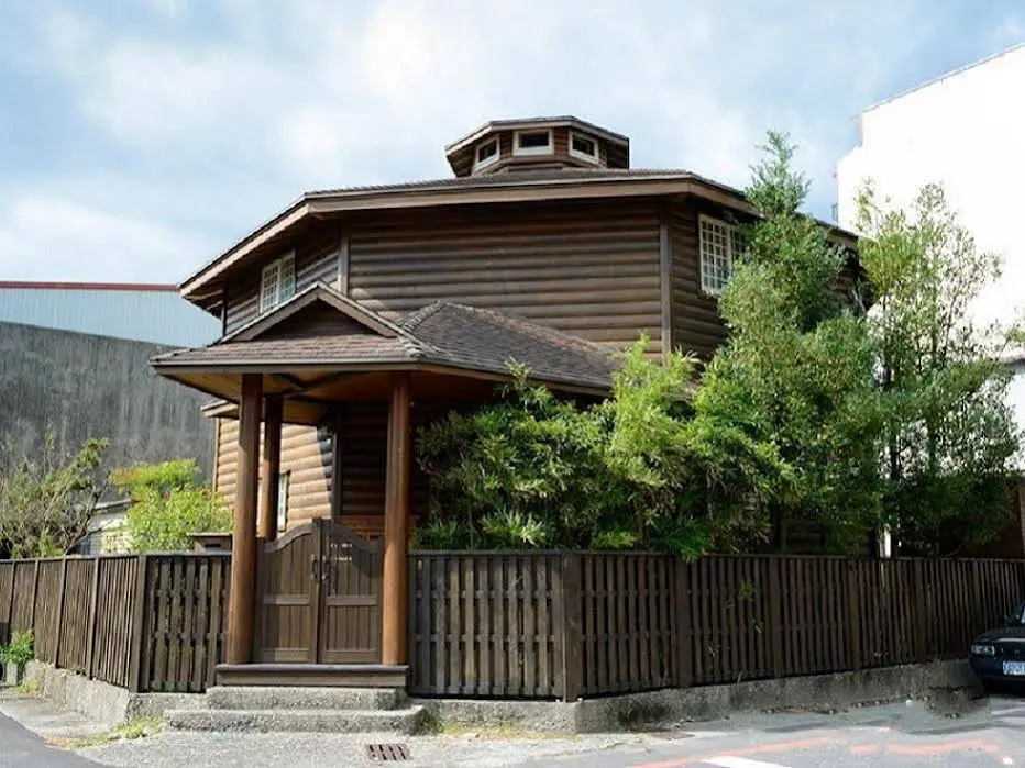 Cypress forest  B&B(花蓮檜木森林民宿)