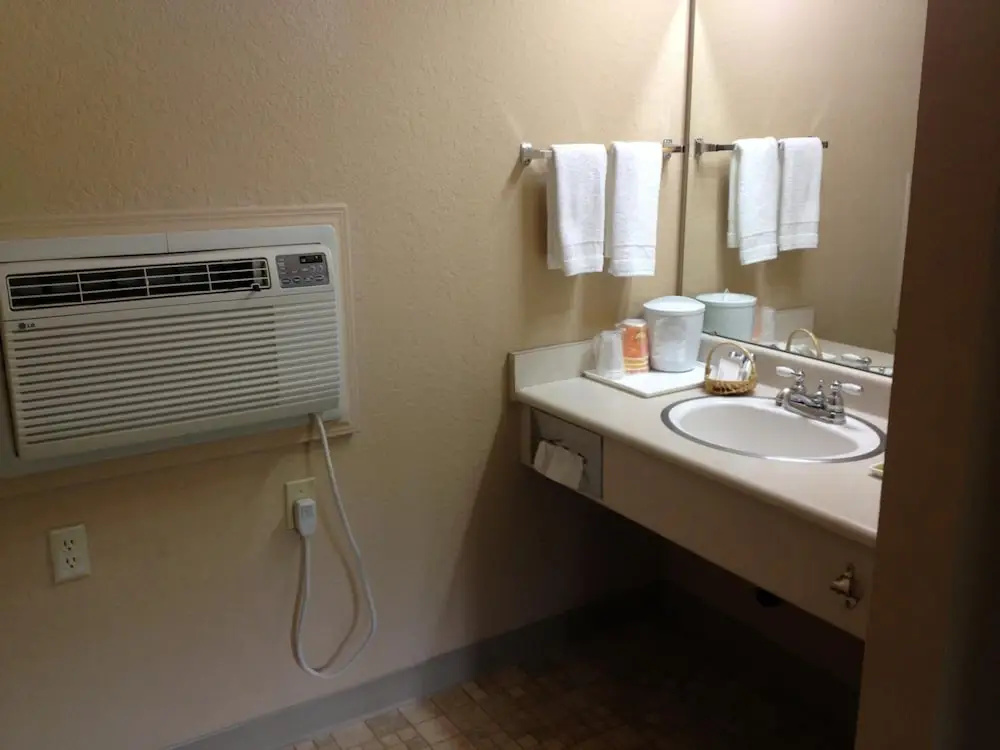 Wildwood Inn