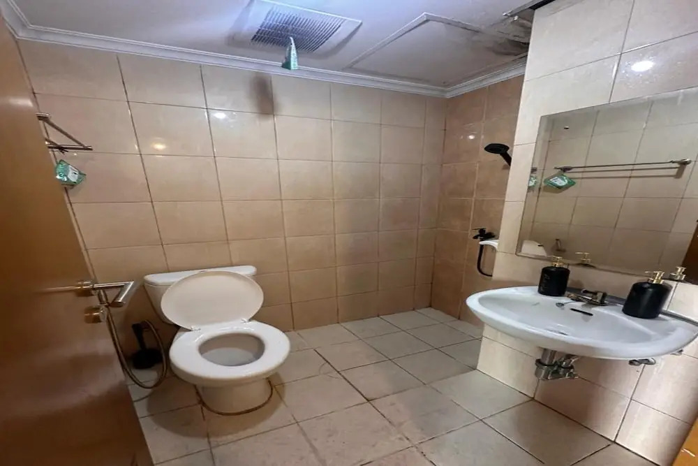 OYO 93492 Mamiya Rooms