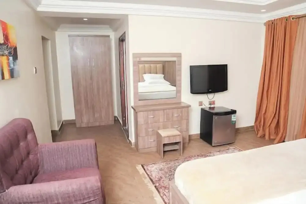 Muna Hotels