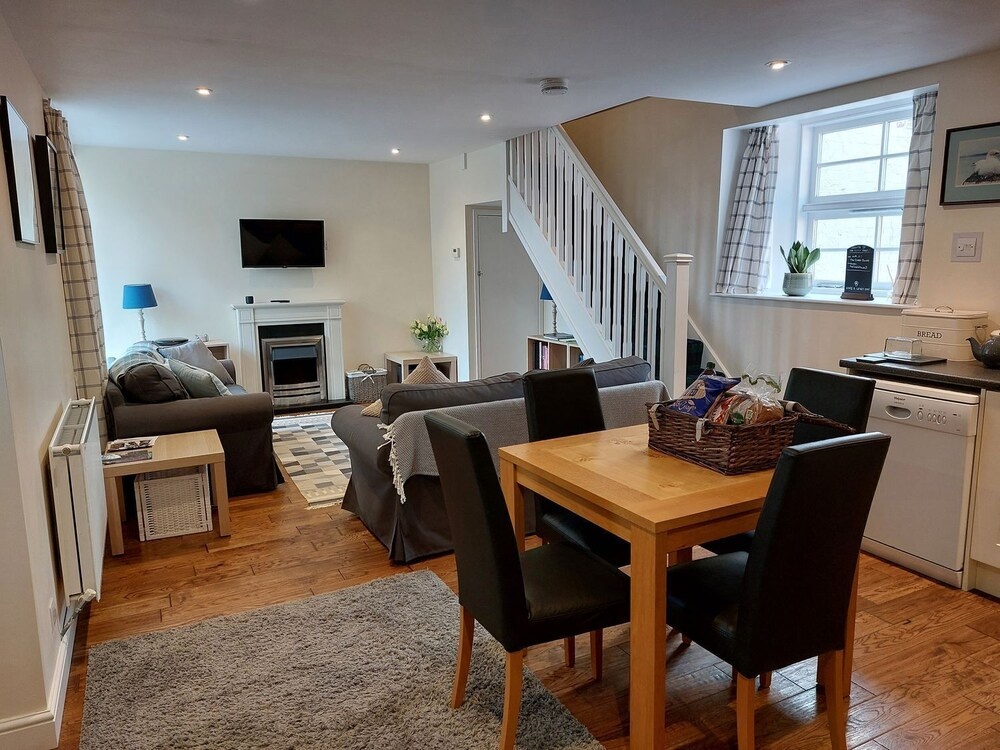 The Coach House- Canonbie