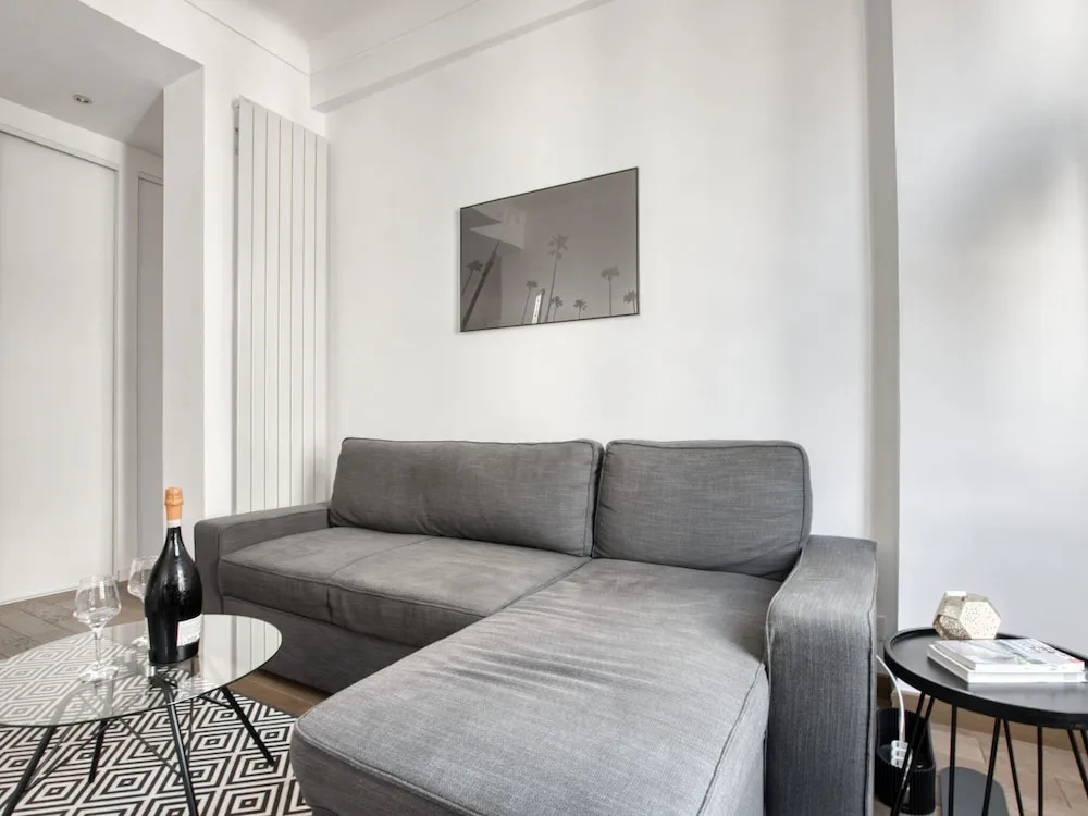 Beautiful Holiday Home in Nice Near Port of Nice