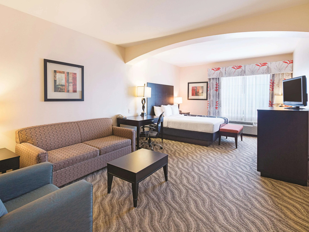 Отель Глен Роуз La Quinta Inn & Suites Glen Rose