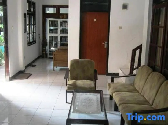 Kurnia Jaya Hotel