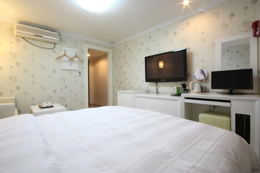 Gallery Tourist Hotel